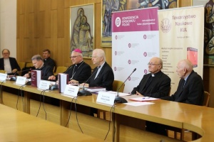 konferencja prasowa w siedzibie episkopatu polski